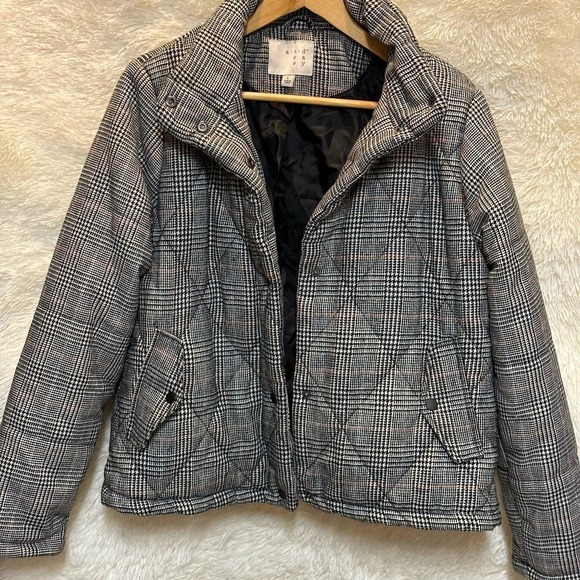 A New Day | Houndstooth Snap Button Jacket | Size: Large | Black & White - Picture 1 of 10